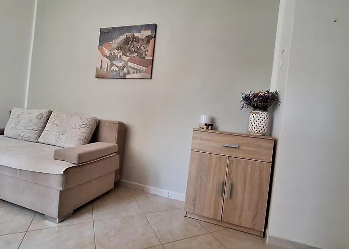 Appartement Three Lions Number 2 *