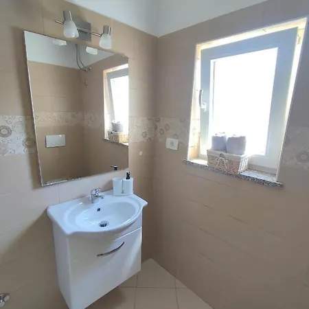 Three Lions Number 2 Appartamento Pola