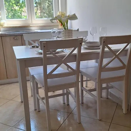 Apartman Three Lions Number 2