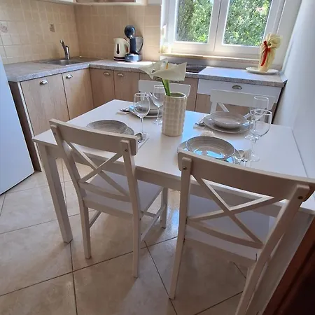 Three Lions Number 2 * Póla