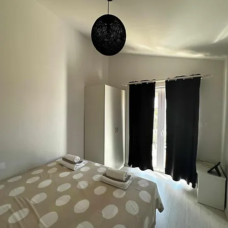 Apartman Three Lions Number 2 *